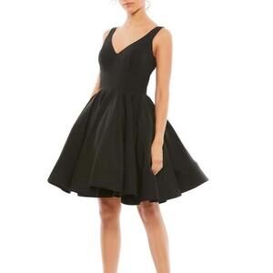 Mac Duggal Black Sleeveless Dress